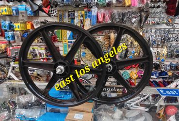 20 Mag Wheels 6 Spokes Black Or White 