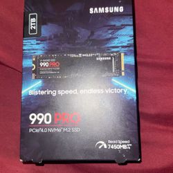 SSD 2TB 990 Pro PCle 4.0 NVMe M2 SSD