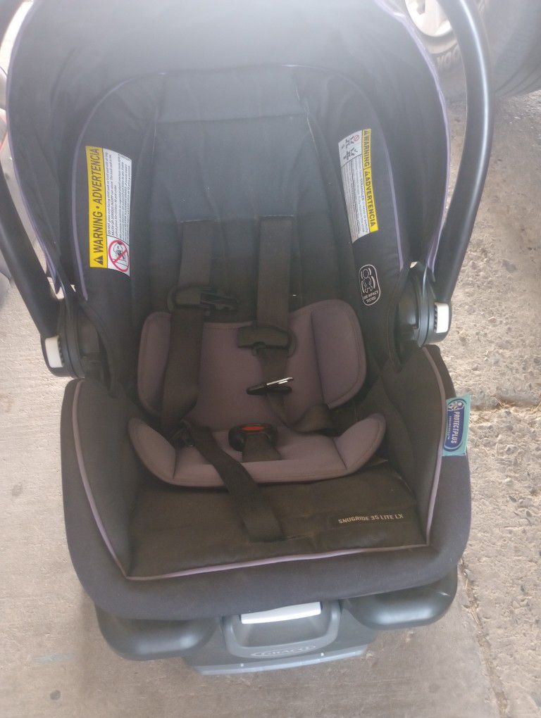 Graco Infant Car Seat $30