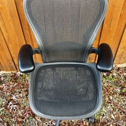 Herman Miller Aeron Size C Office Chair Fully Loaded Black