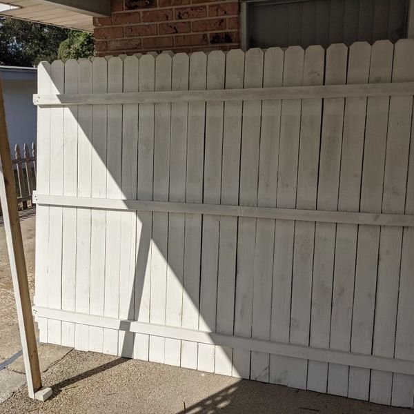 Used Fence Good Condition Painted White for Sale in Orlando, FL