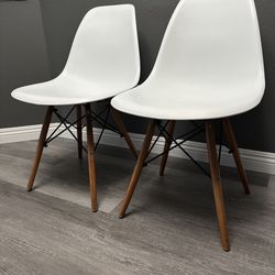 Set Of Midcentury Modern White Chairs with Wood Legs