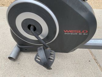 Weslo pursuit g 3.1 recumbent sales exercise bike with tablet holder