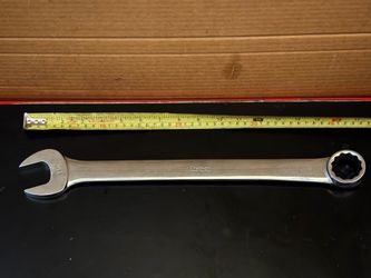 Snap-on Tools 1-1/4" 12-Point SAE Flank DriveR Combination Wrench