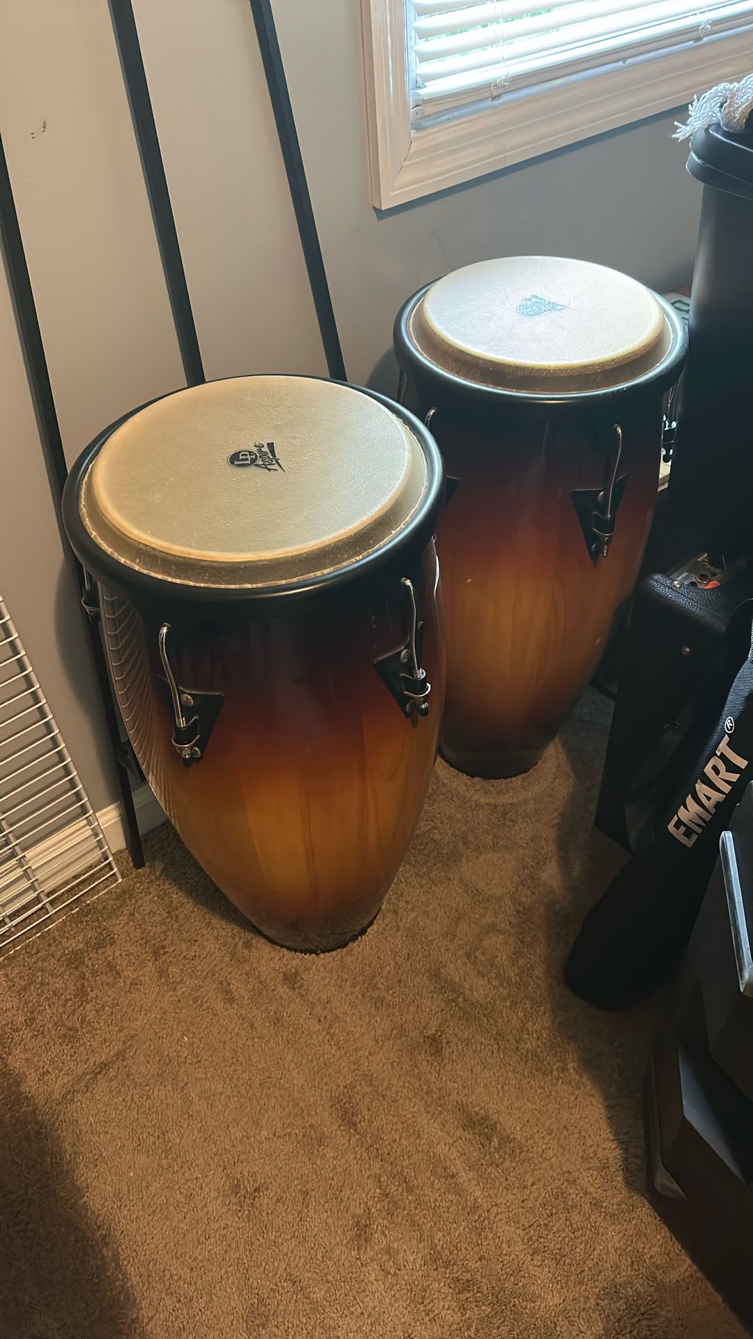 Congas