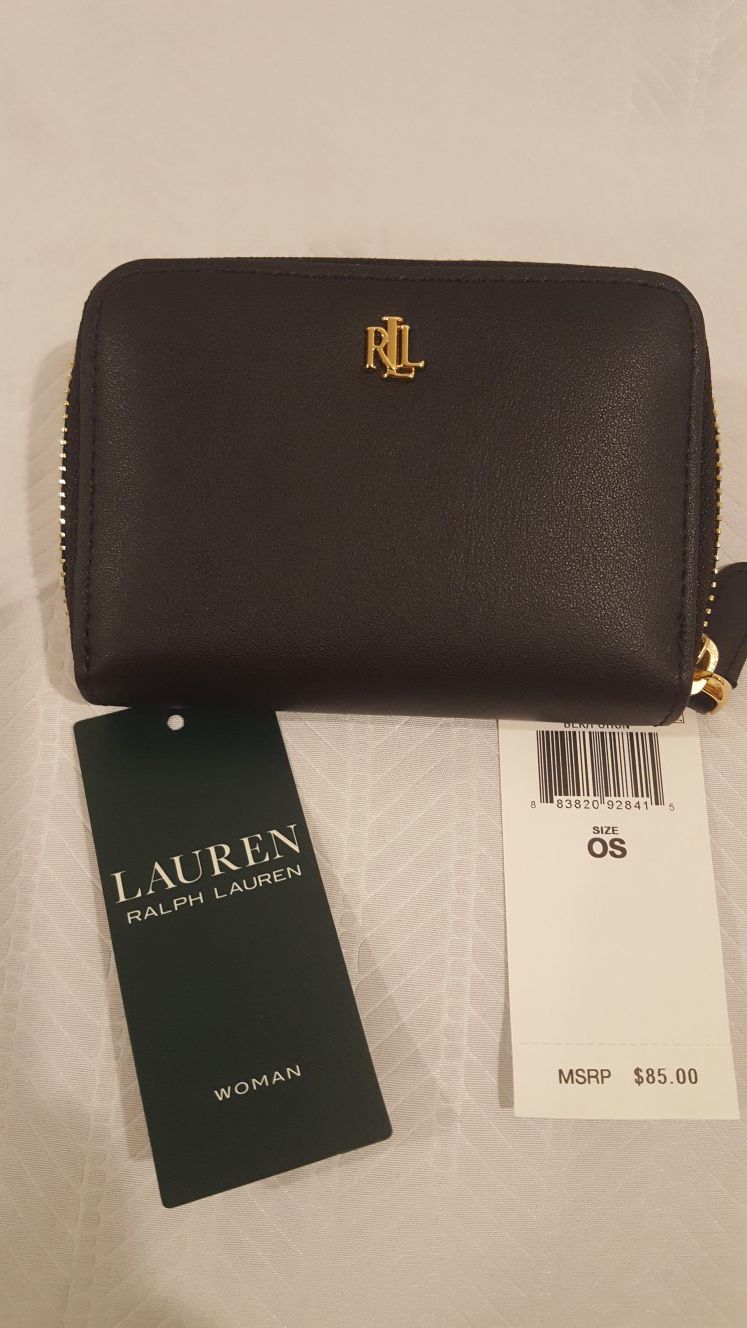 Lauren Ralph LaurenSmooth Leather Zip Wallet
