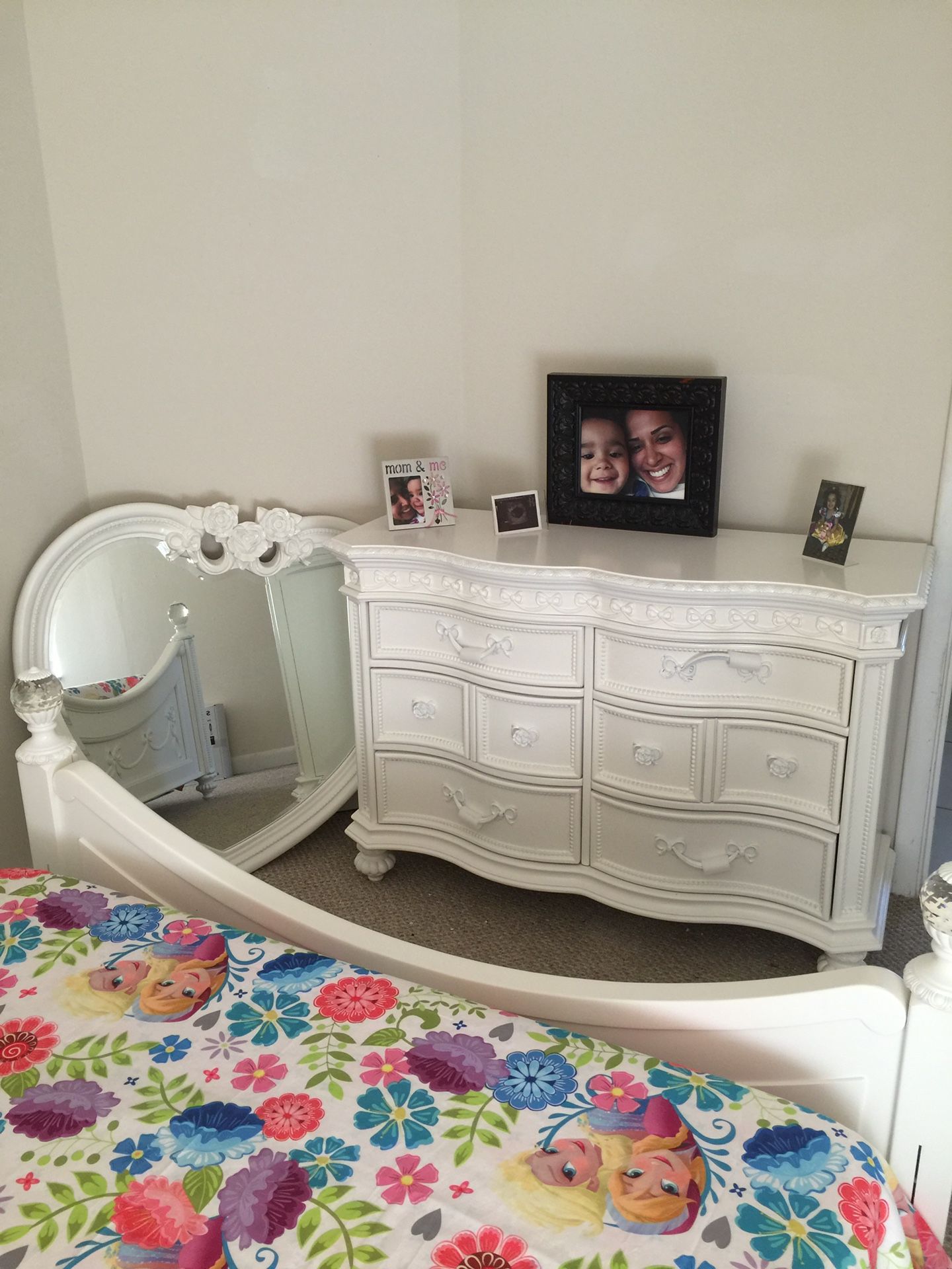 Disney Princess full size bedroom set