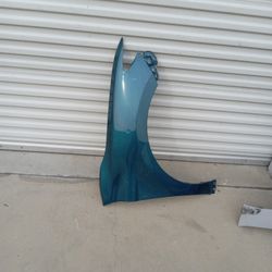 25 To 26 Fender Passenger Toyota Camry ( Oem)