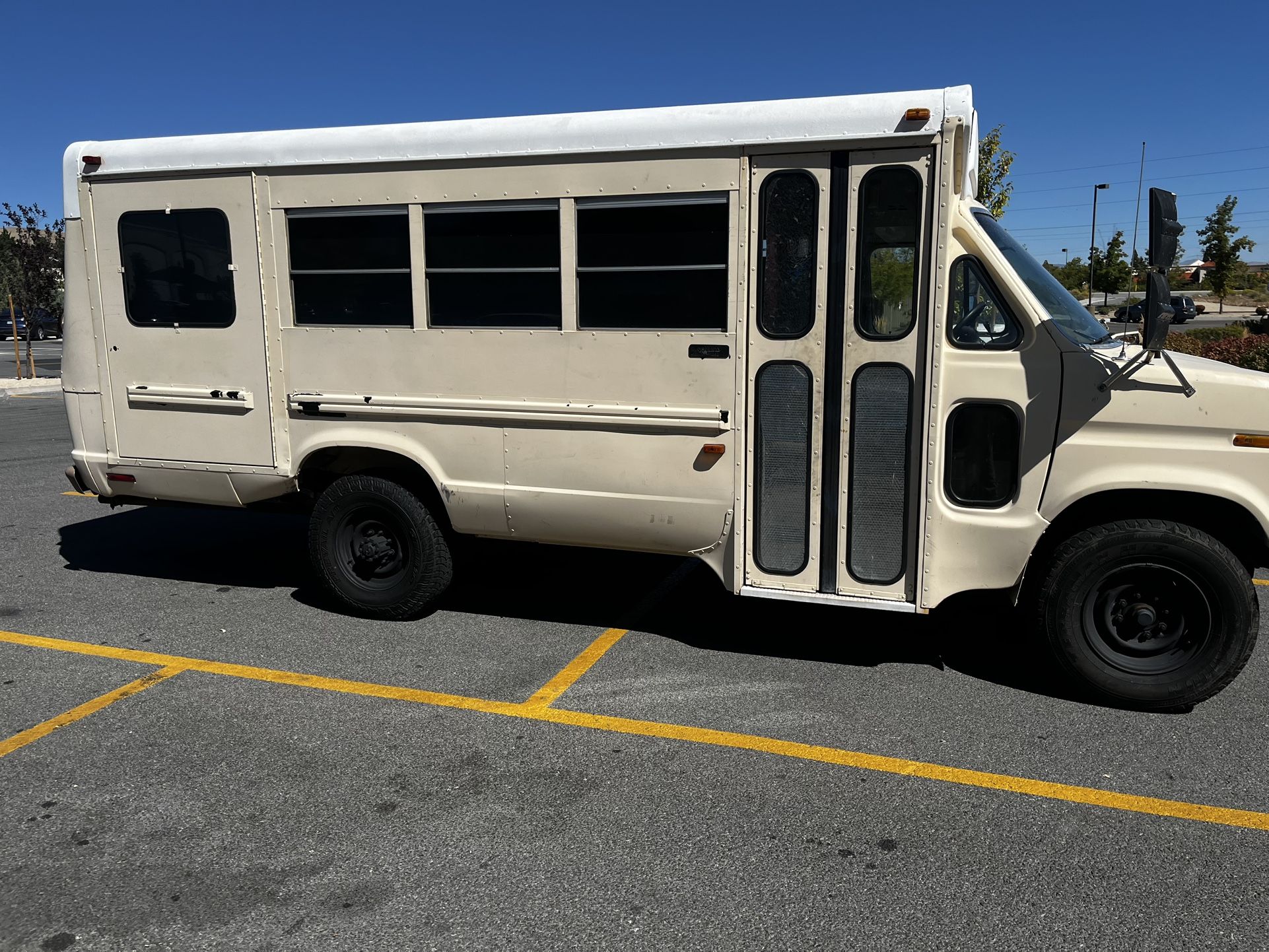 1991 Ford E-350