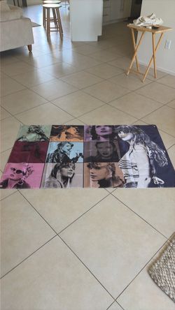 Taylor Swift Tapestry (Large)