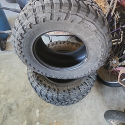 35x12.5x18 Toyo 12ply F 50% Good