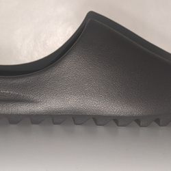 Adidas Yeezy Slides Dark Onyx 