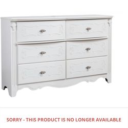 Dresser And 4-1 Crib 