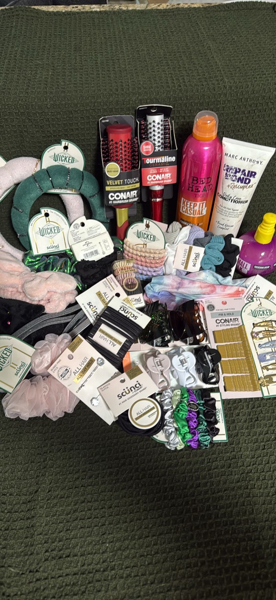 Hair Products & Accessories (25 Total)