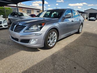 2013 Hyundai Equus
