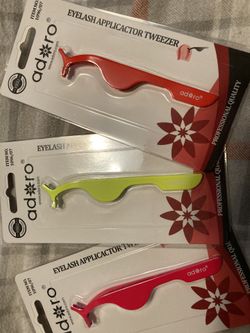 Eyelashes applicator