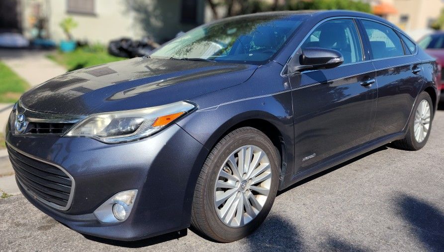 2013 Toyota Avalon Hybrid