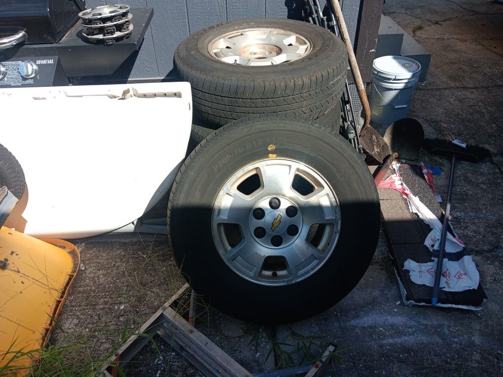 CHEVY 6 LUG RIMS $300