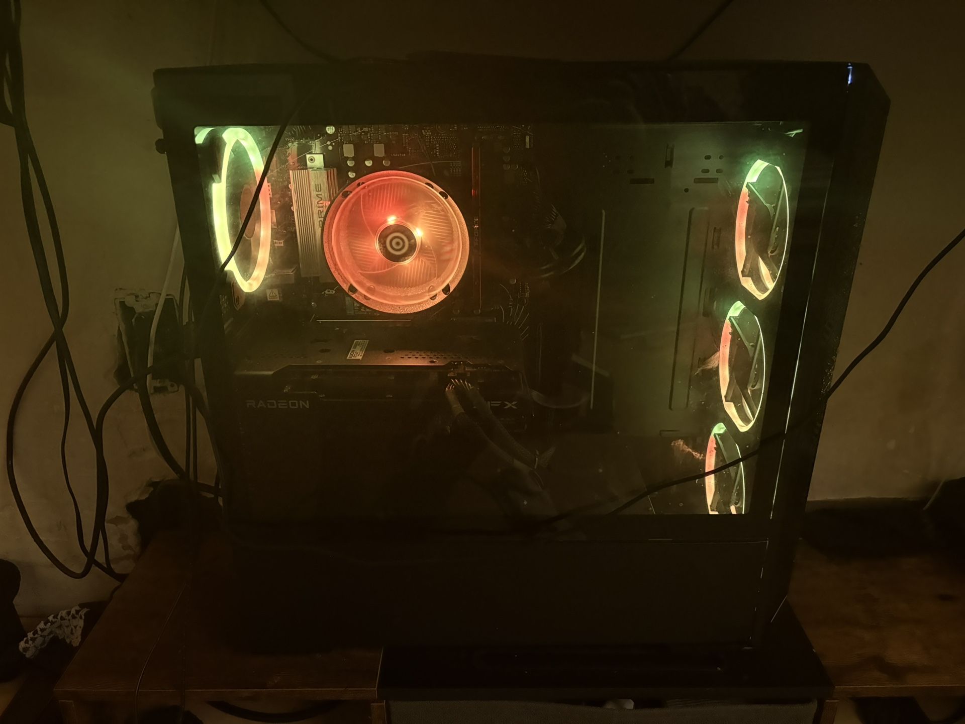 Want To Trade Pc For a Pc Of Similar Specs Or Better “SPECS IN DESCRIPTION”