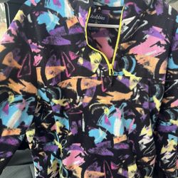 Chubbies Pull over Large 