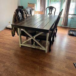 Farmhouse Table~$100 OBO