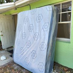 NEW QUEEN MATTRESS AND BOX SPRING -- Also Available In All Sizes.