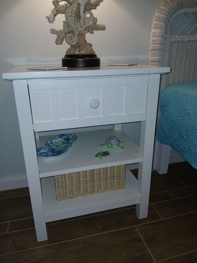 Crate And Barrel Bedside Table Nightstand White Coastal