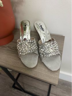 Pretty Shoes ! Brand New ( Ask for price)