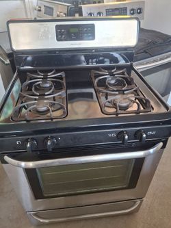 Gas stove