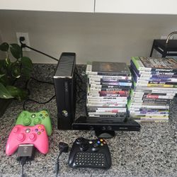 Xbox 360 256GB - Kinetic - 3 Controllers - 34games