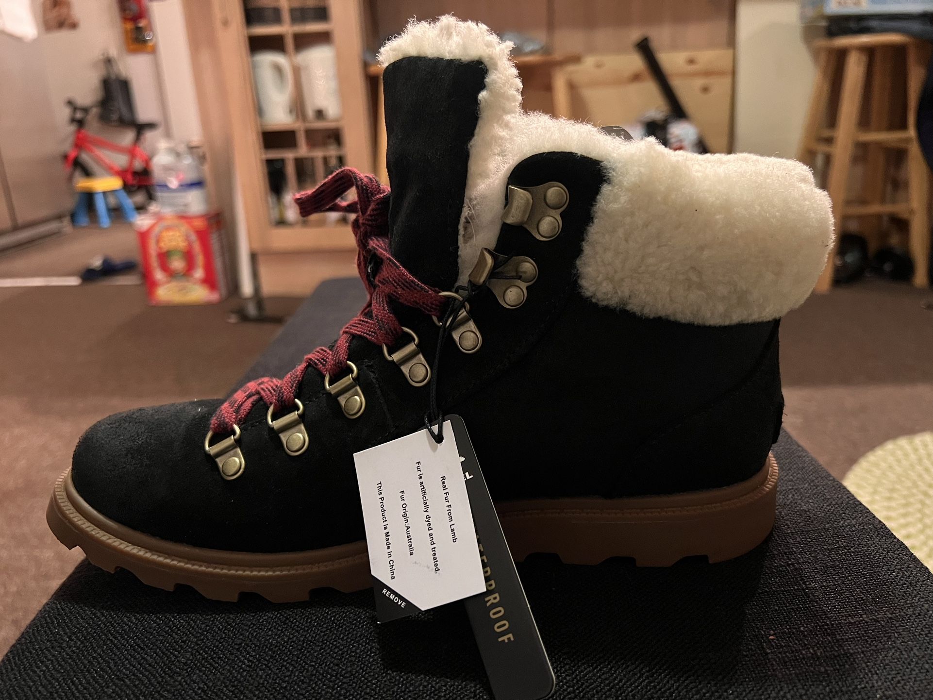 Ainsley Conquest(Black) - Size 9 By Sorel