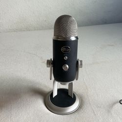 Blue Yeti Studio Mic