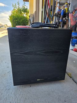 Bic America powered subwoofer 10 inch 250w peak 600w max