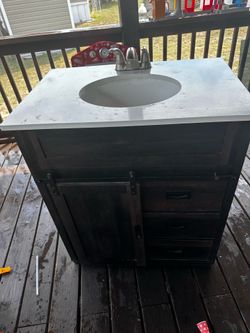 Bathroom cabinet