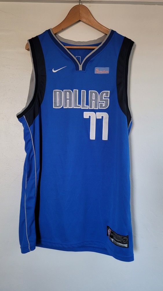 Luka Doncic Nike jersey size 54
