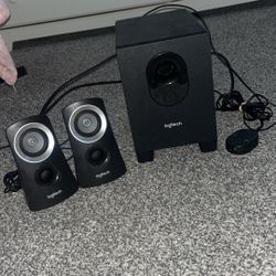 Logitech Computer Speakers and Subwoofer