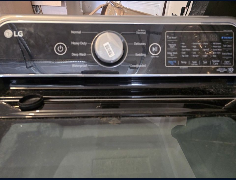 LG Washer/Dryer For Sale