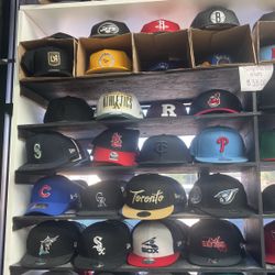 Snapback Hats 🧢