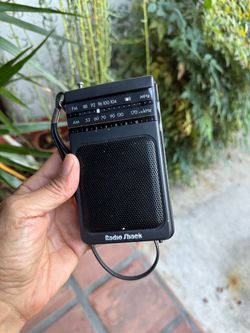 Radio Shack Portable AM/FM Radio