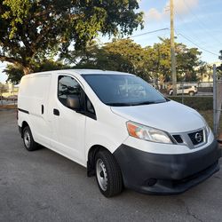 Nissan Nv200