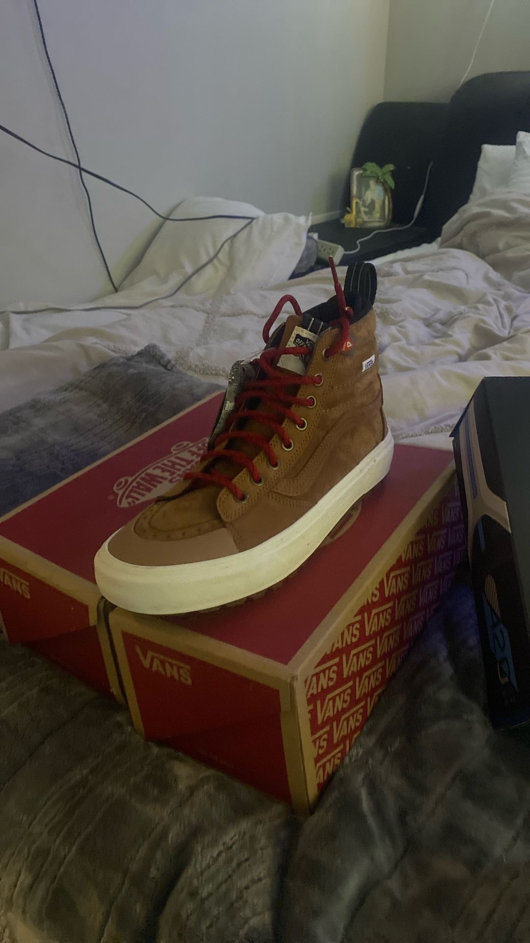 Sk8-Hi MTE 2 Vans - SIZE 8 MENS