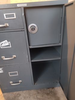 Vintage Mid Century Modern Steelmaster Metal Cabinet 