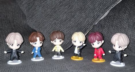 McDonald’s BTS toy Bundle