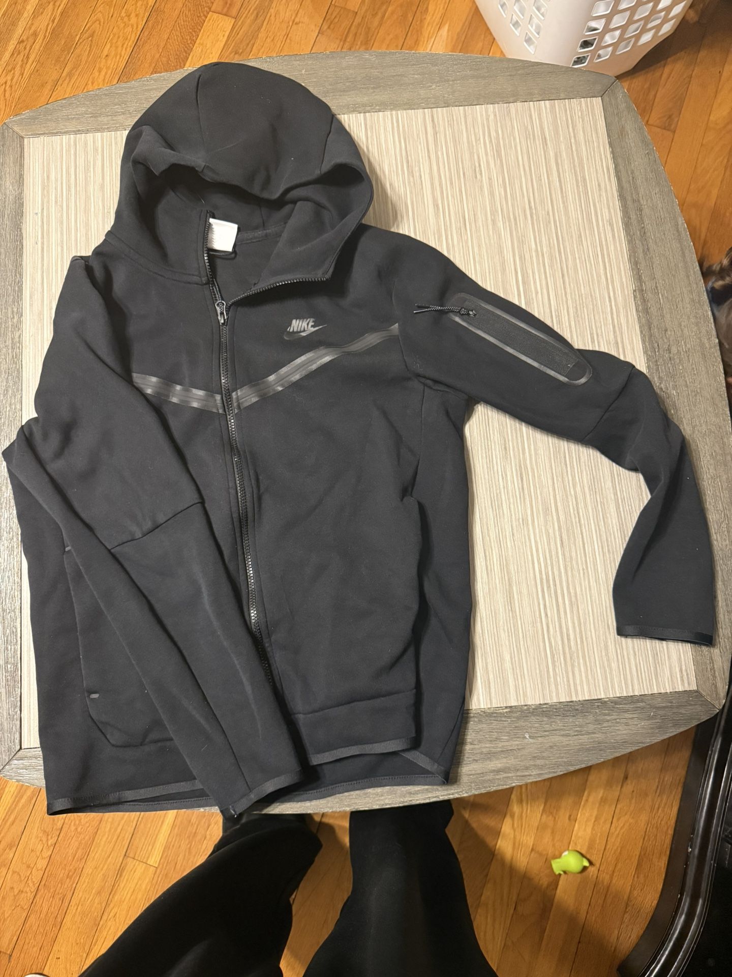 Nike Tech Sweatshirt/ Hoodie
