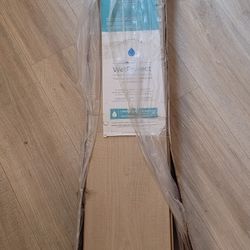 Pergo 12mm Leaf Maple  Wet Protect Flooring