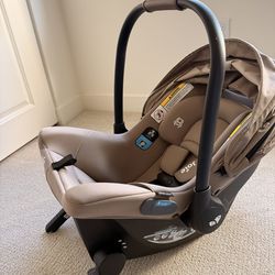 JOIE Mint-latch Infant Car Seat + mocking Bird 2.0 Stroller Adapter