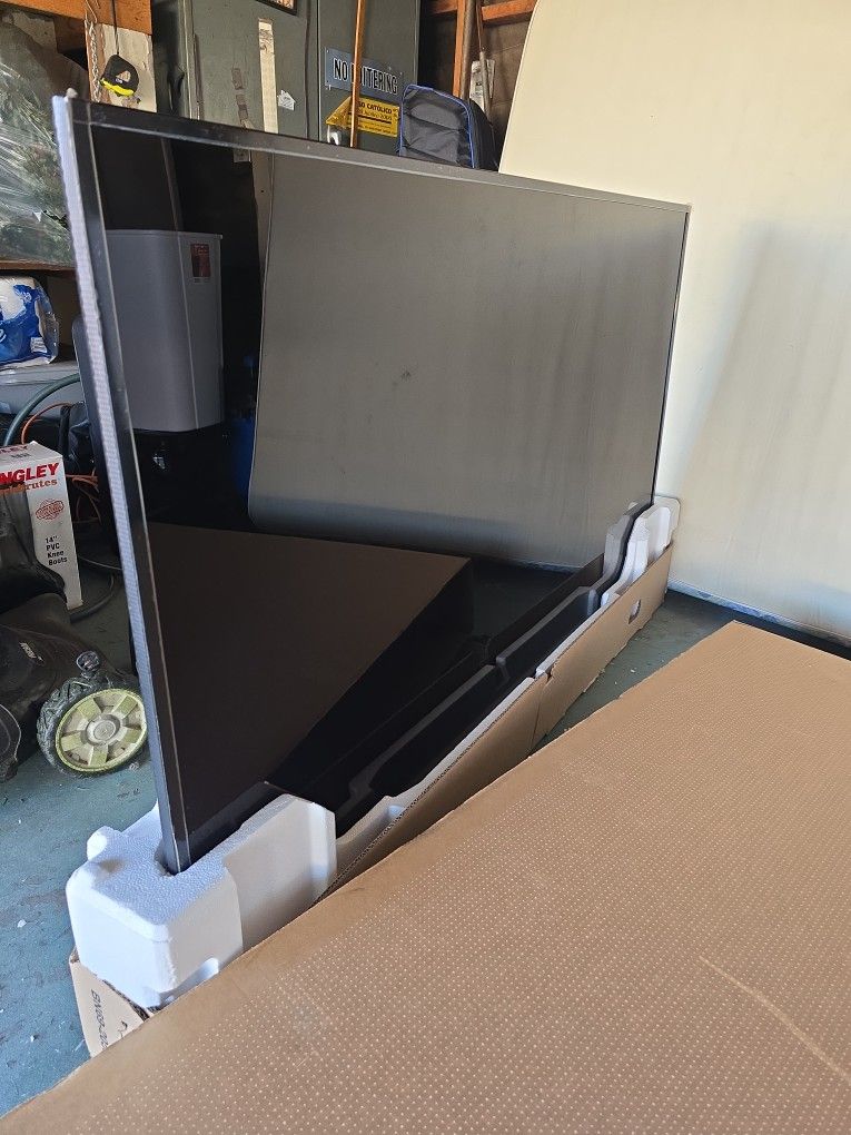 Vizio 65" 4K Smart TV