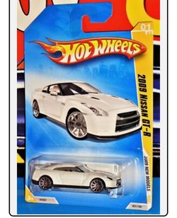 Hot Wheels 2009 New Models #1 2009 Nissan GT-R Pearl White w/ 10SPs