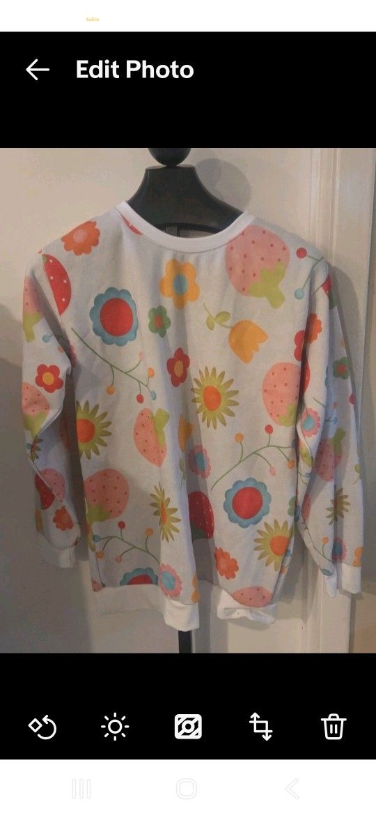 Flowers Strawberries Sweatshirt One Size Top