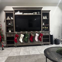 Havertys Wall Entertainment Center 3 Piece 